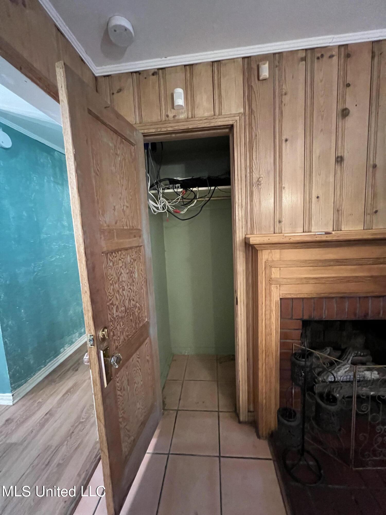 2310 Grenada Boulevard