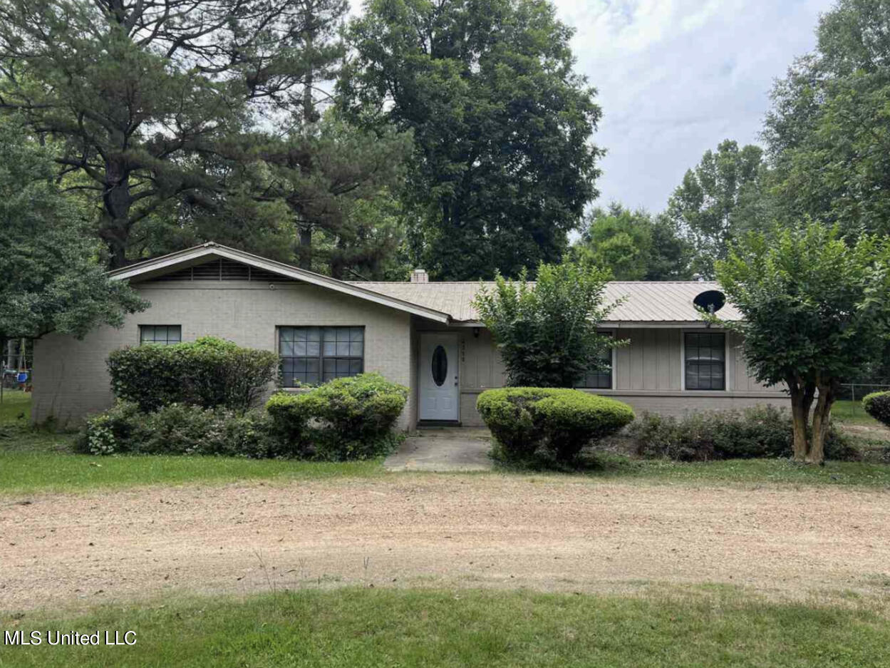 2310 Grenada Boulevard