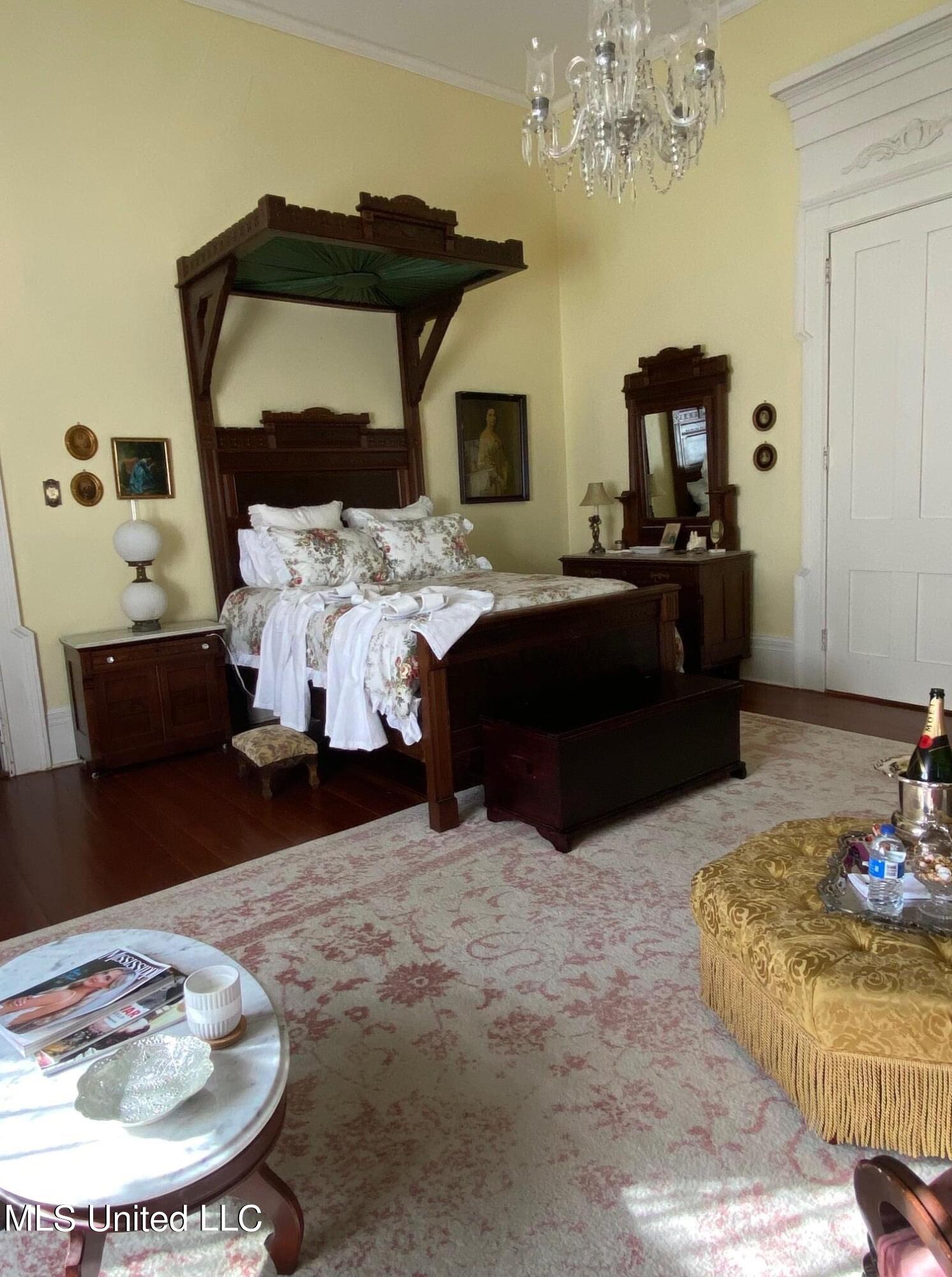 503 Lexington Street