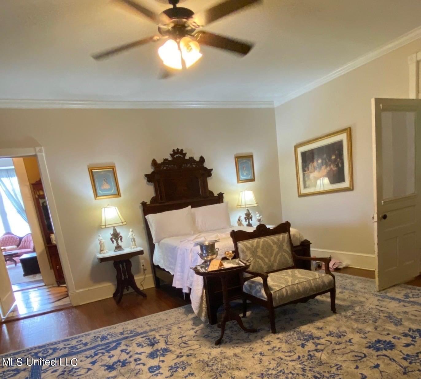 503 Lexington Street