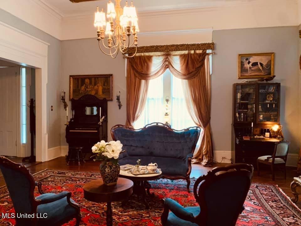 503 Lexington Street