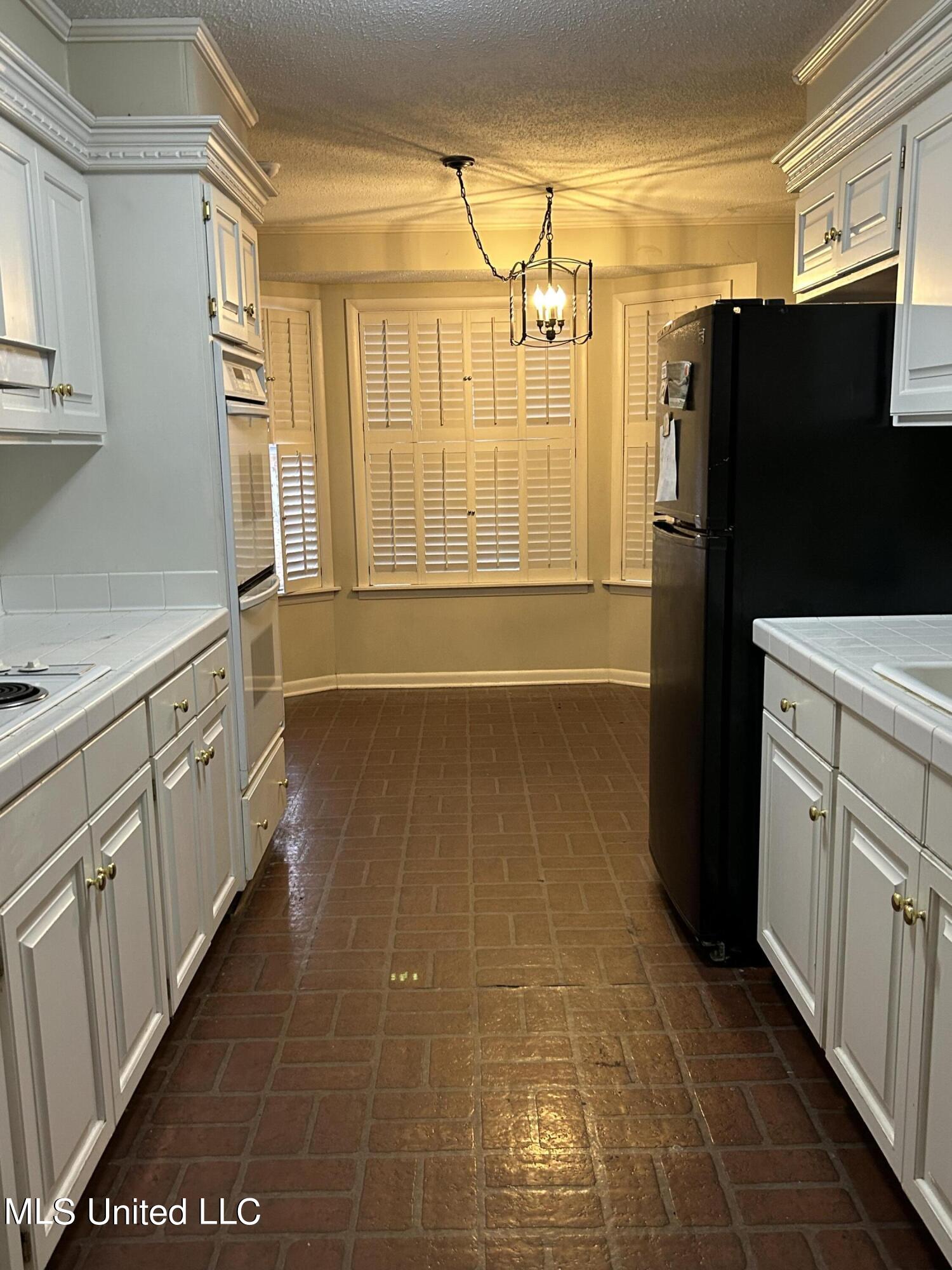 723 Alta Vista Drive