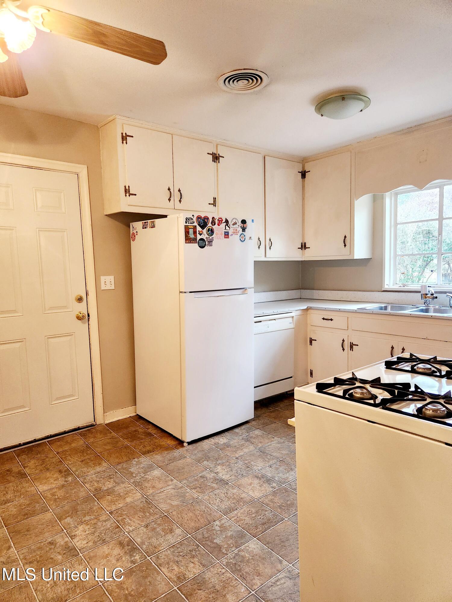 1424 Wilhurst Street