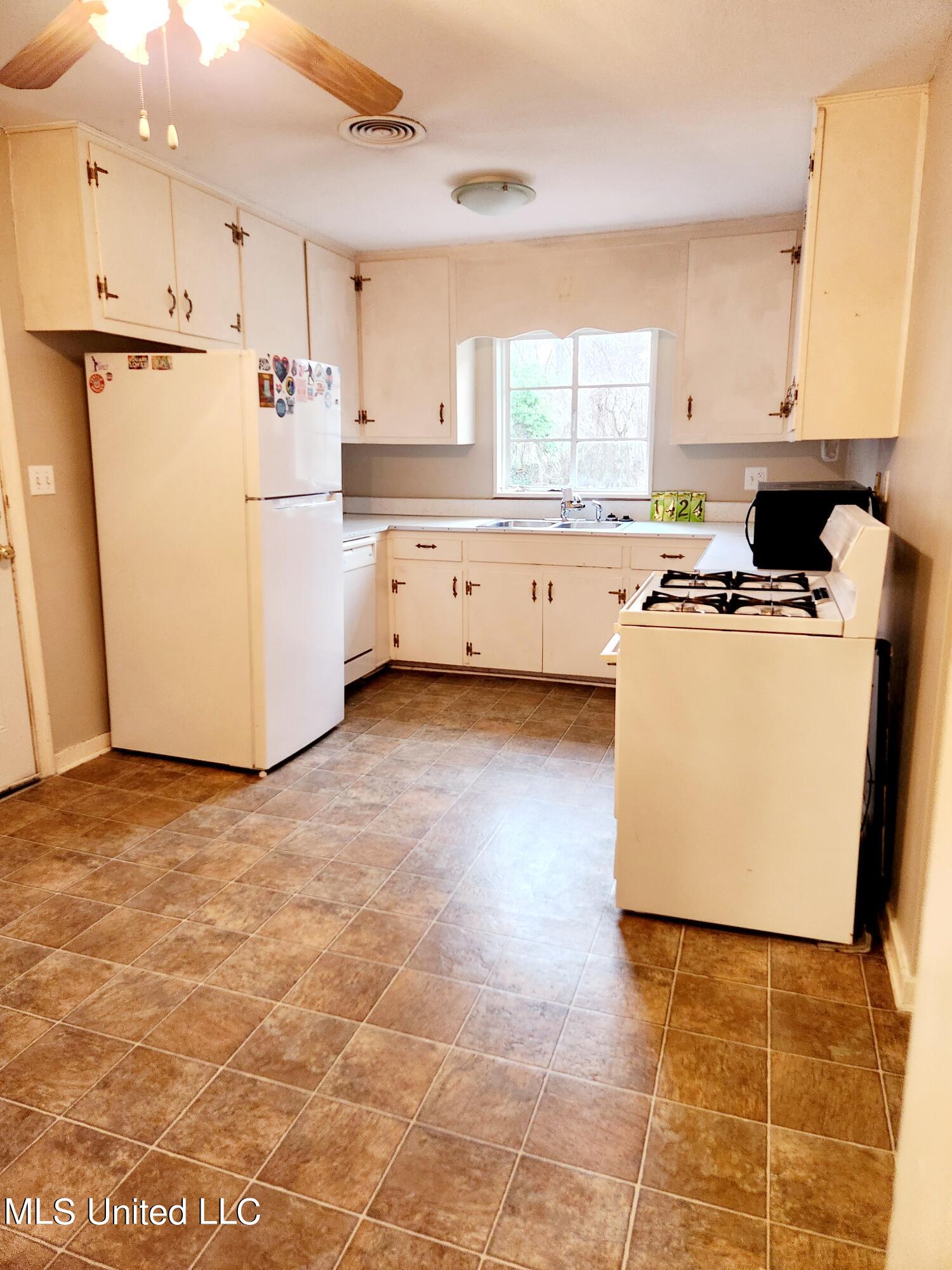 1424 Wilhurst Street