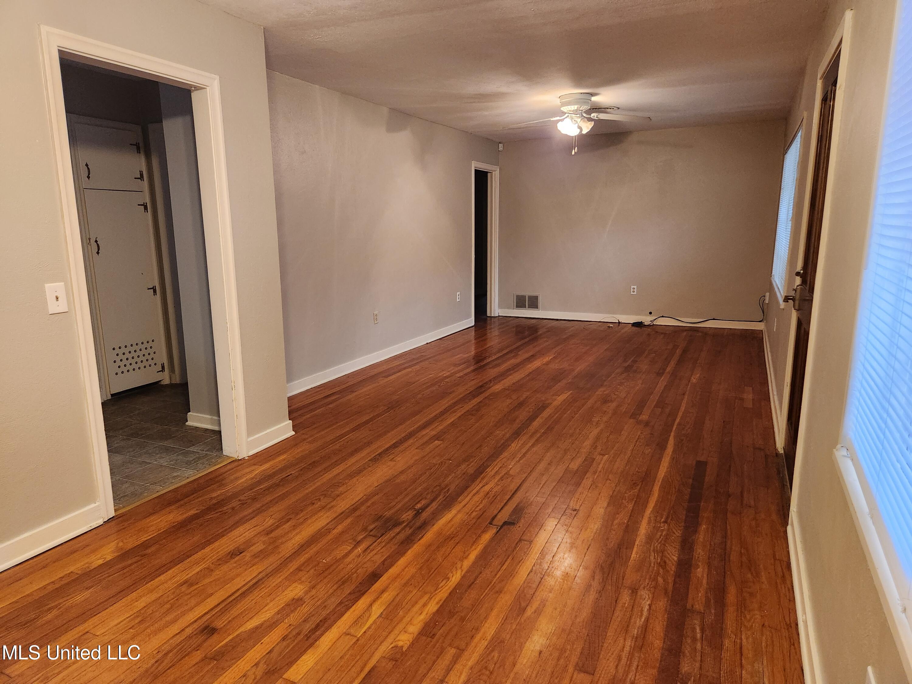 1424 Wilhurst Street