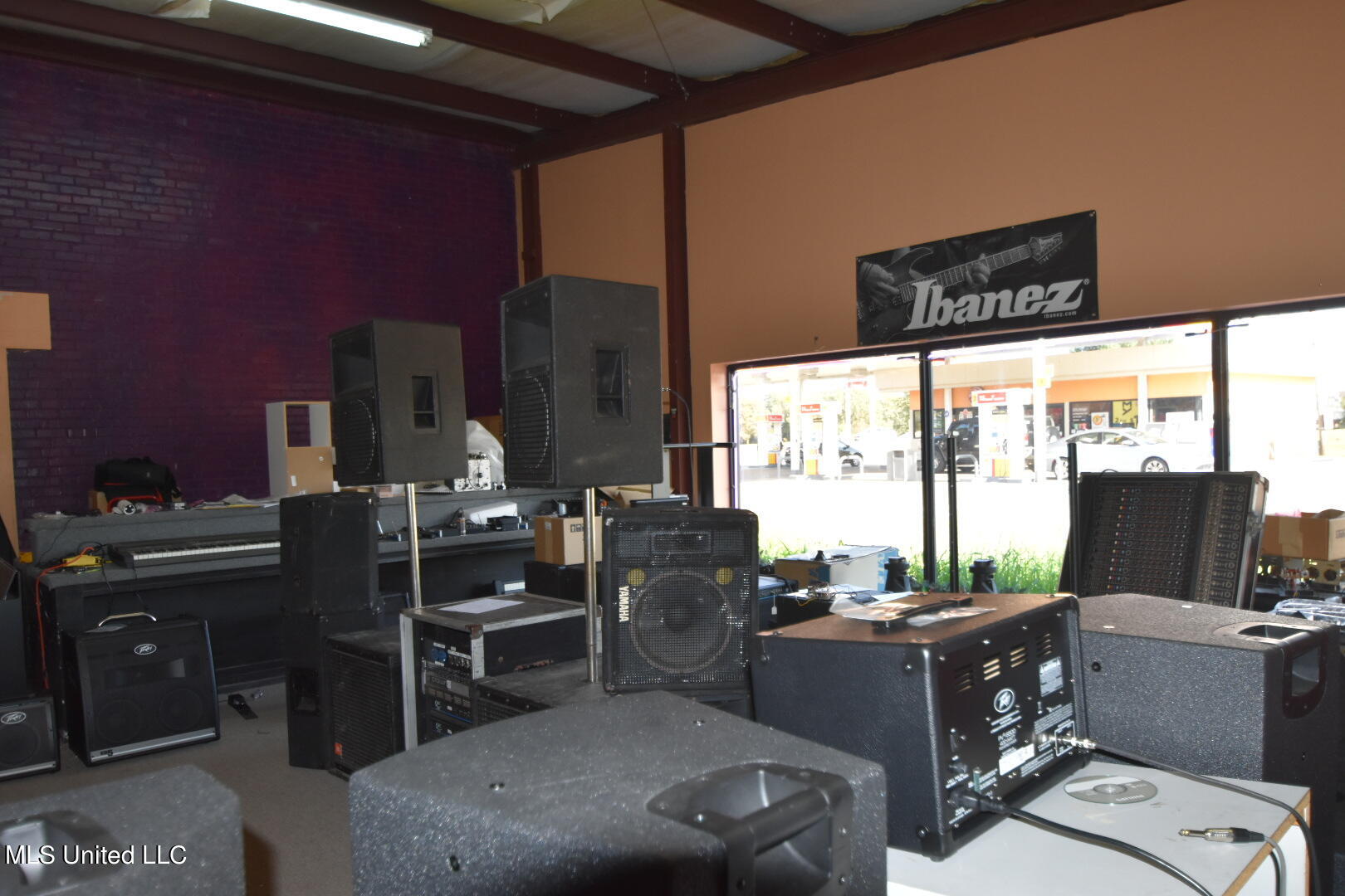 112 W Claiborne Avenue