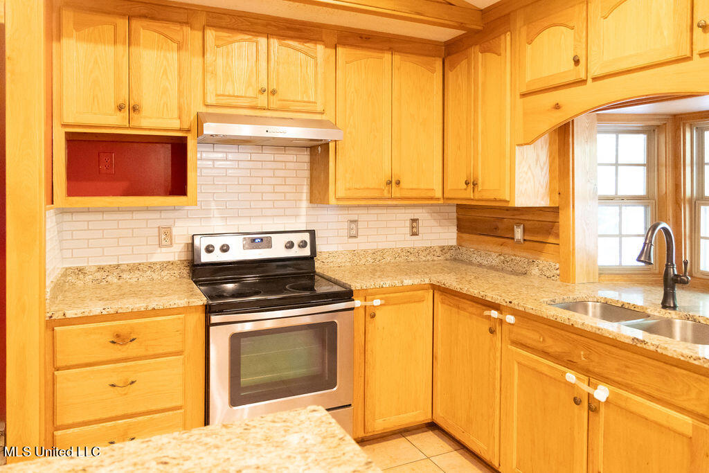 1764 County Road 302 Road