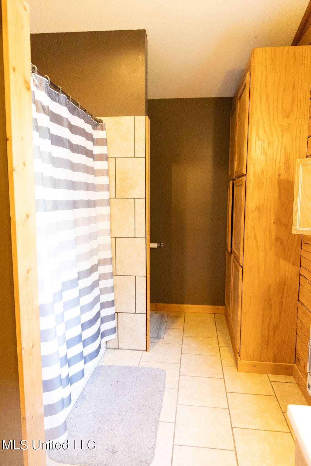 1764 County Road 302 Road