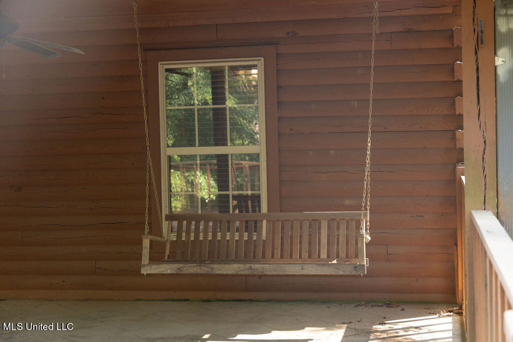 1764 County Road 302 Road