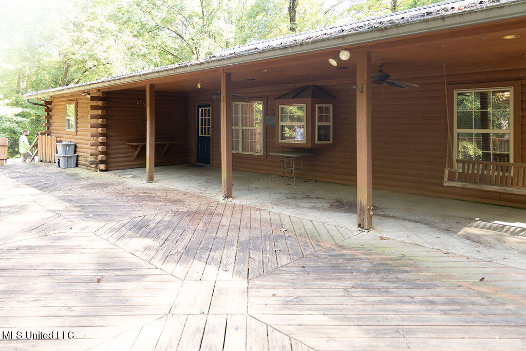 1764 County Road 302 Road