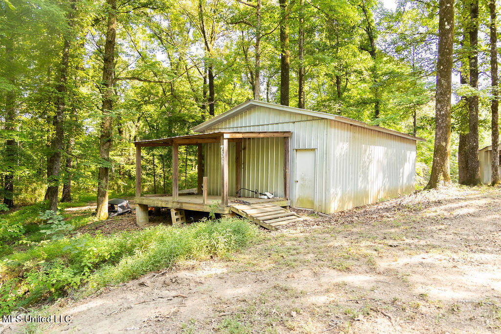 1764 County Road 302 Road