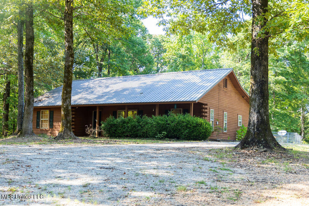 1764 County Road 302 Road