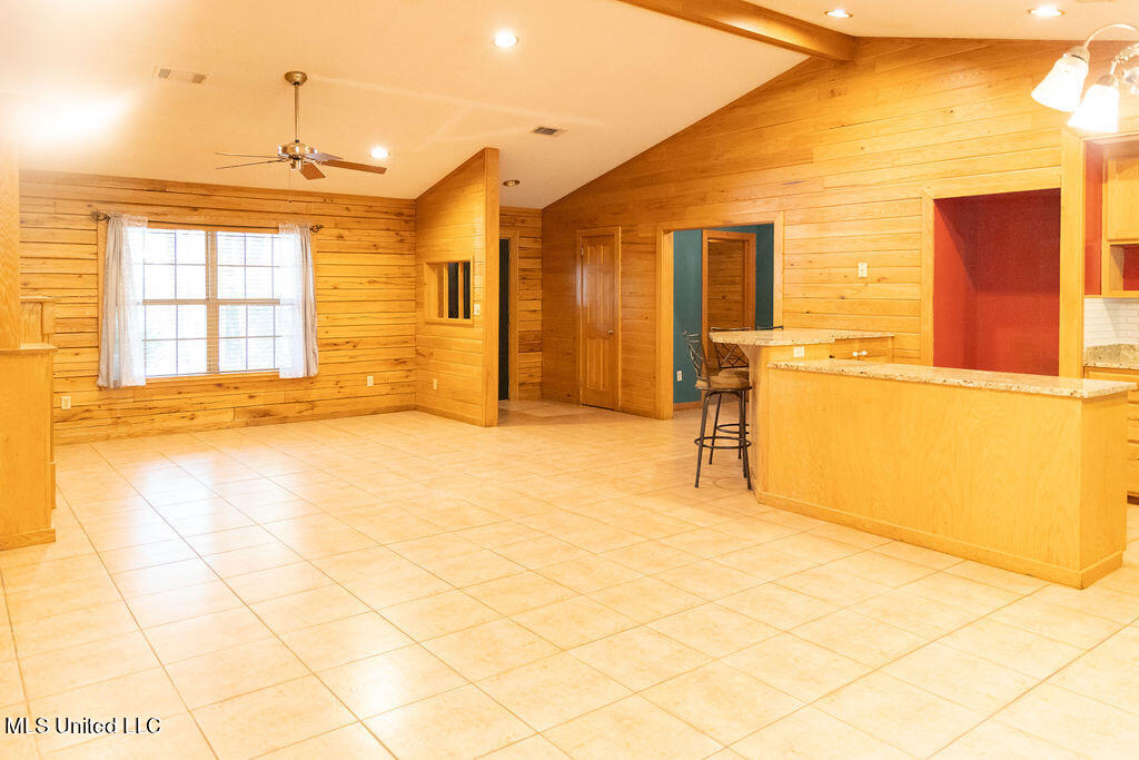 1764 County Road 302 Road