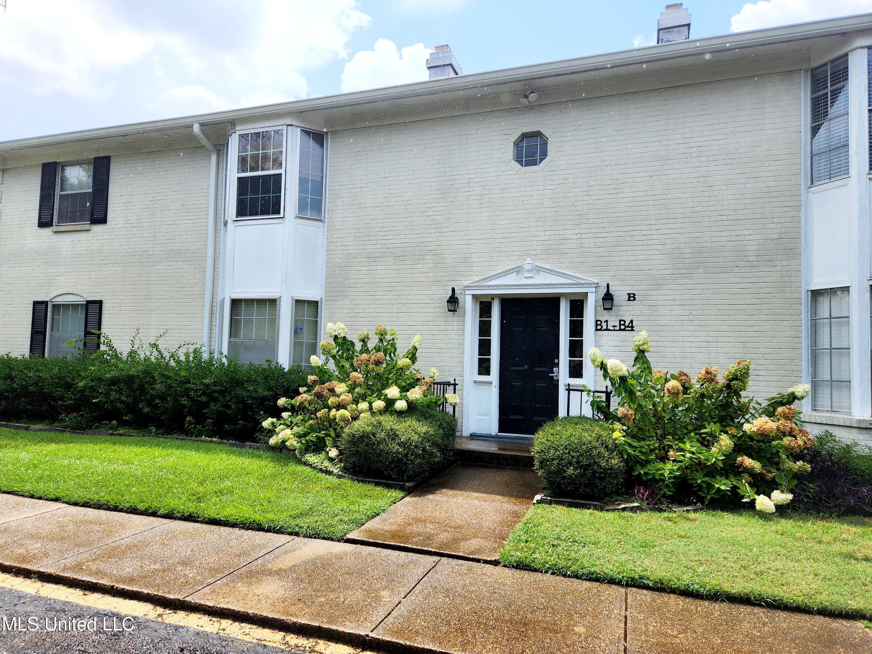 5025 Wayneland Drive, B3