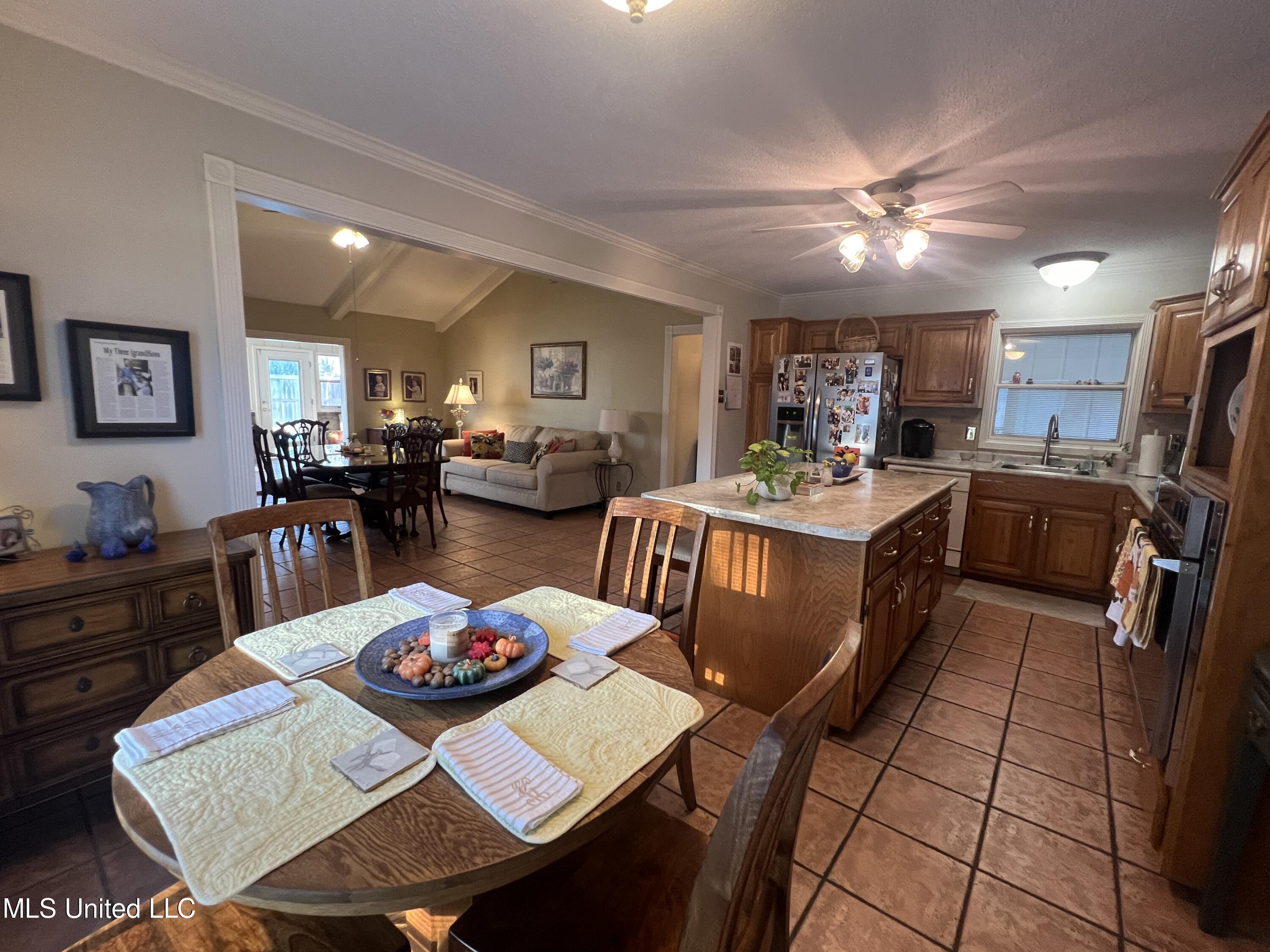 702 Alta Vista Drive