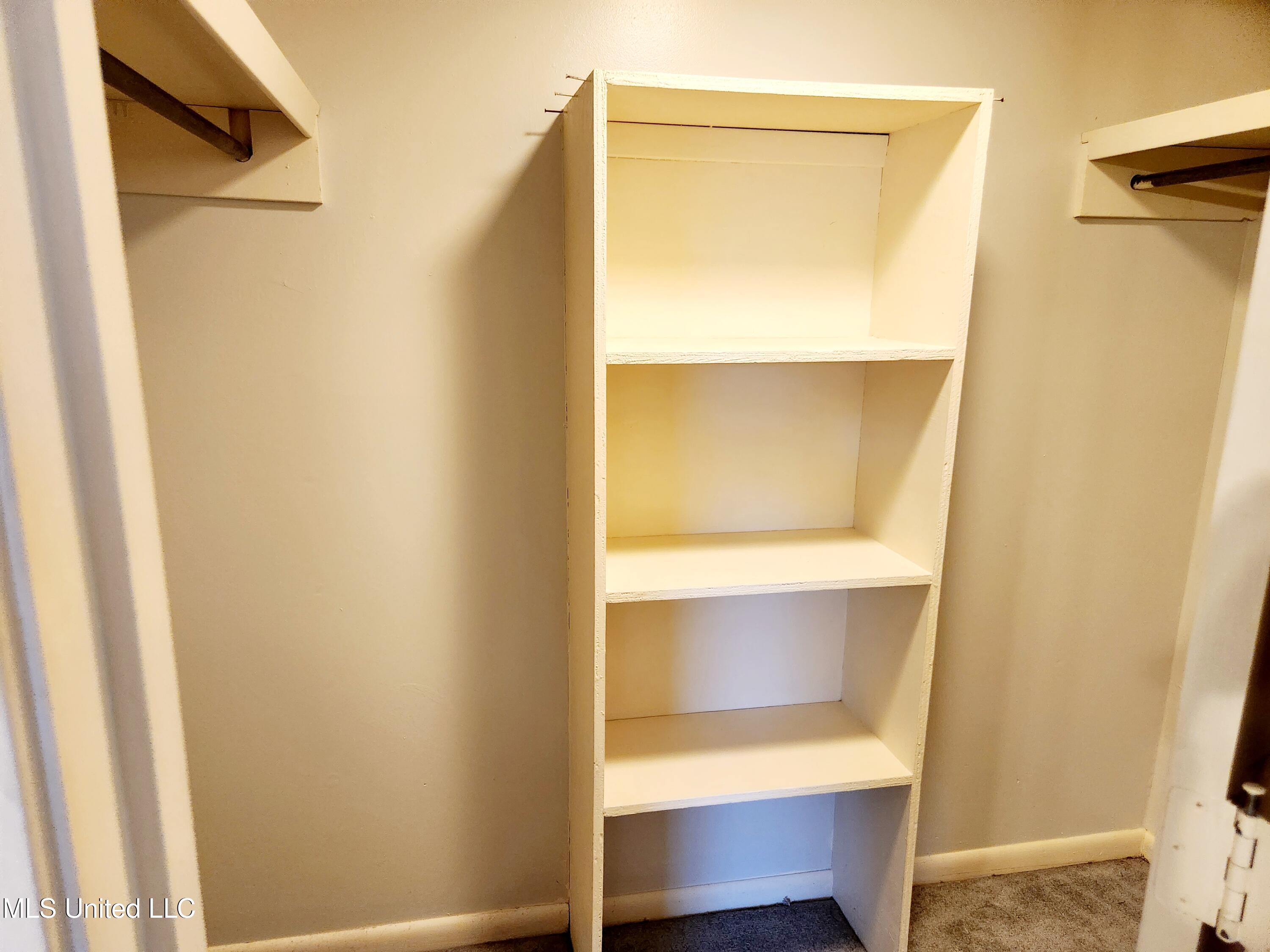 5155 Wayneland Drive, M1