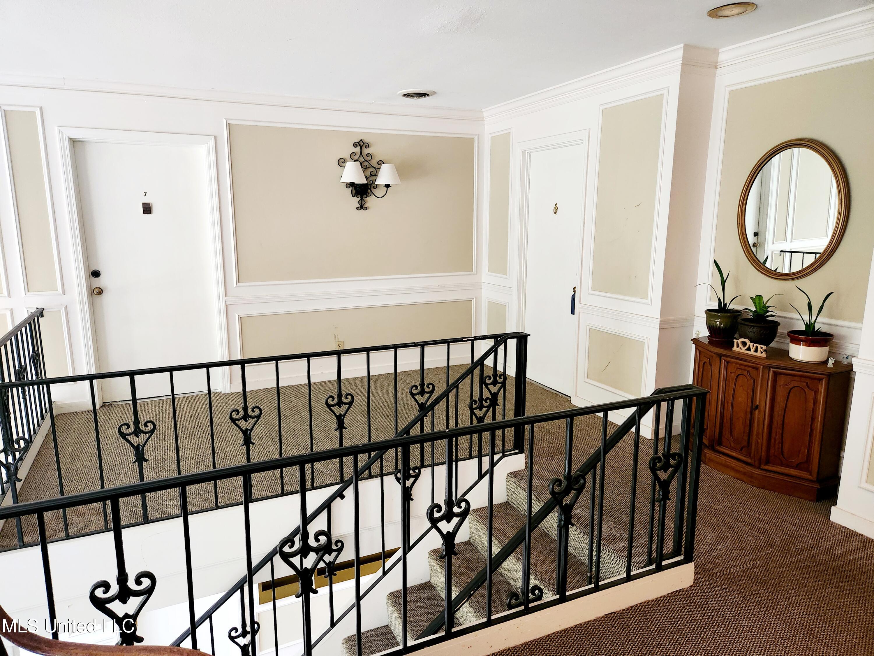 5025 Wayneland Drive, B7