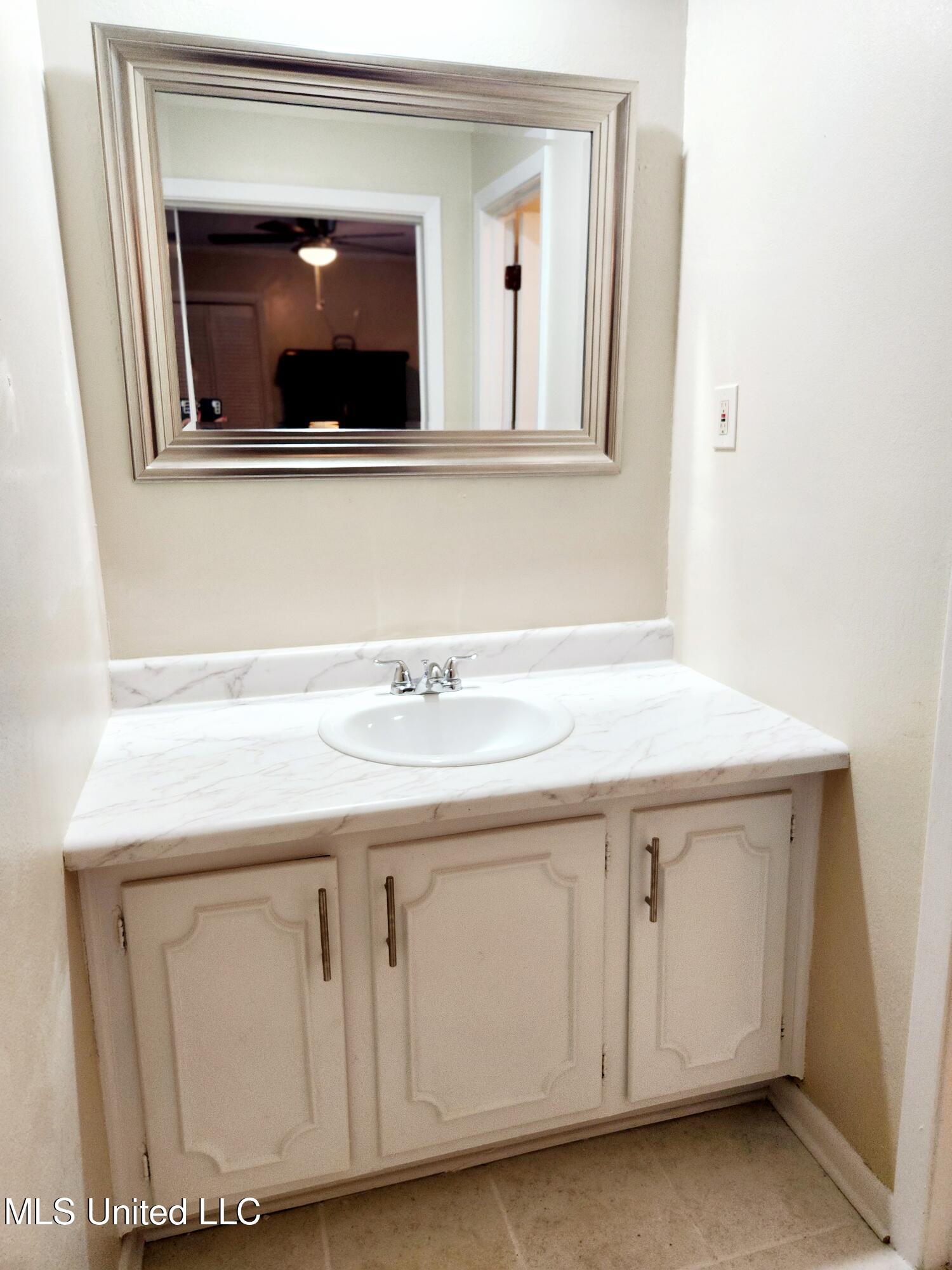 1234 Woodfield Drive