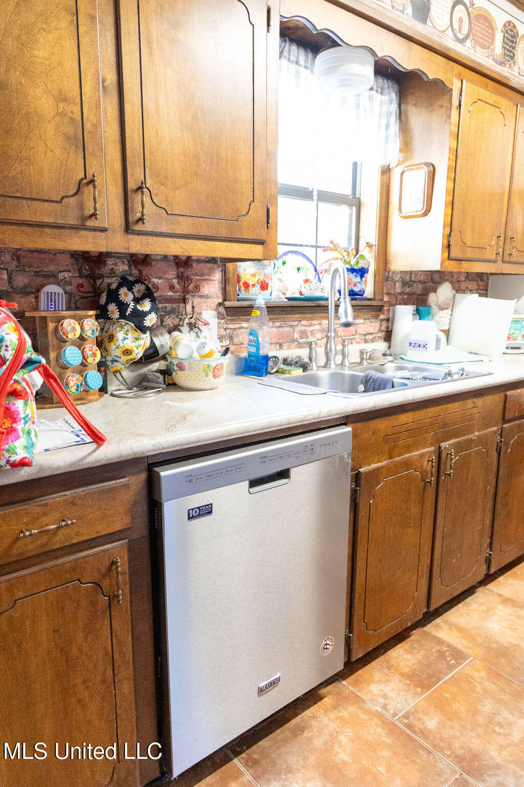 509 W West Jeff Davis Avenue