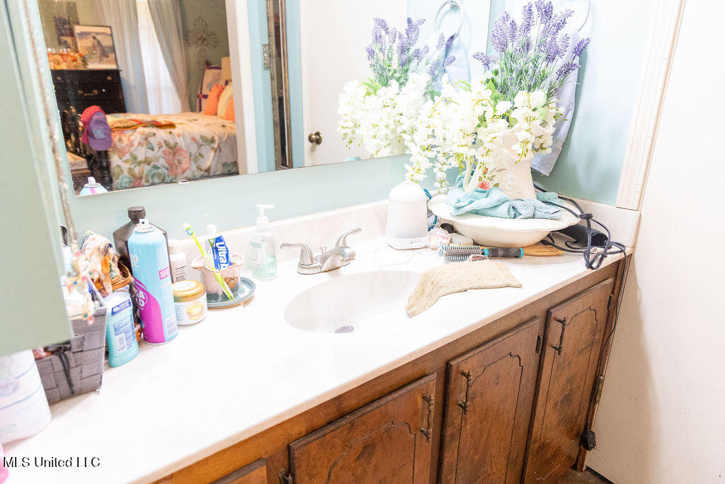 509 W West Jeff Davis Avenue