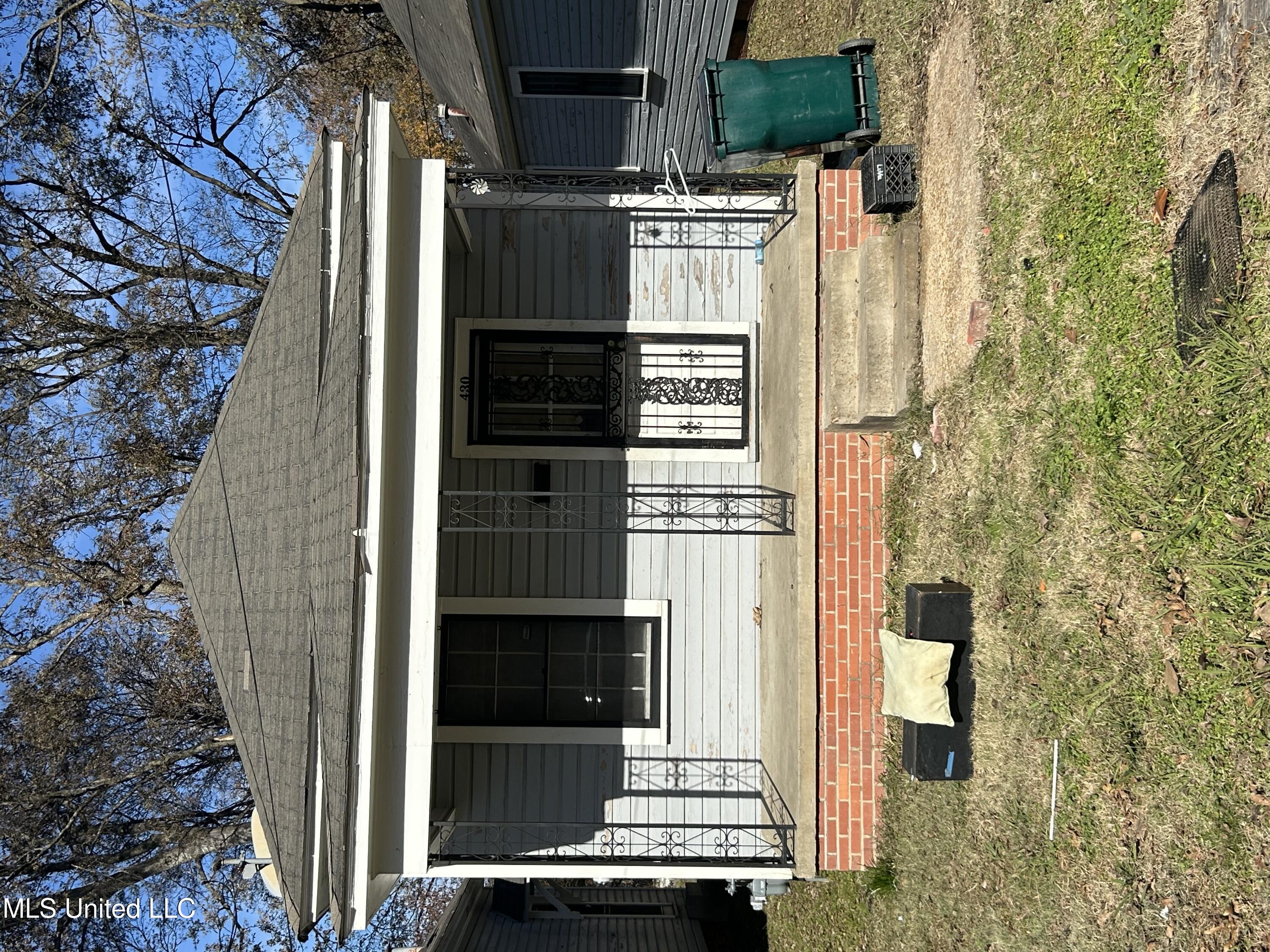 432 W Martin Luther King Jr Drive