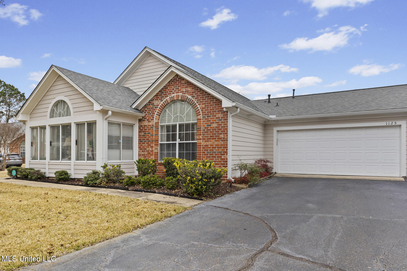 1125 Gerrits Landing