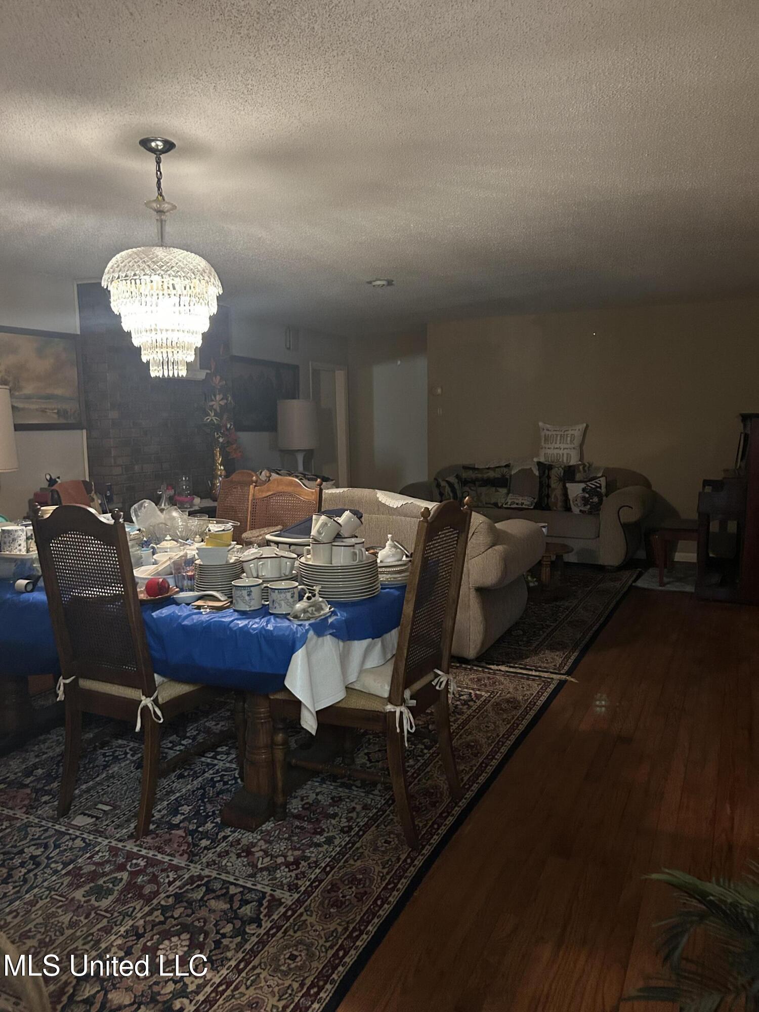 10 Worley Road Drive