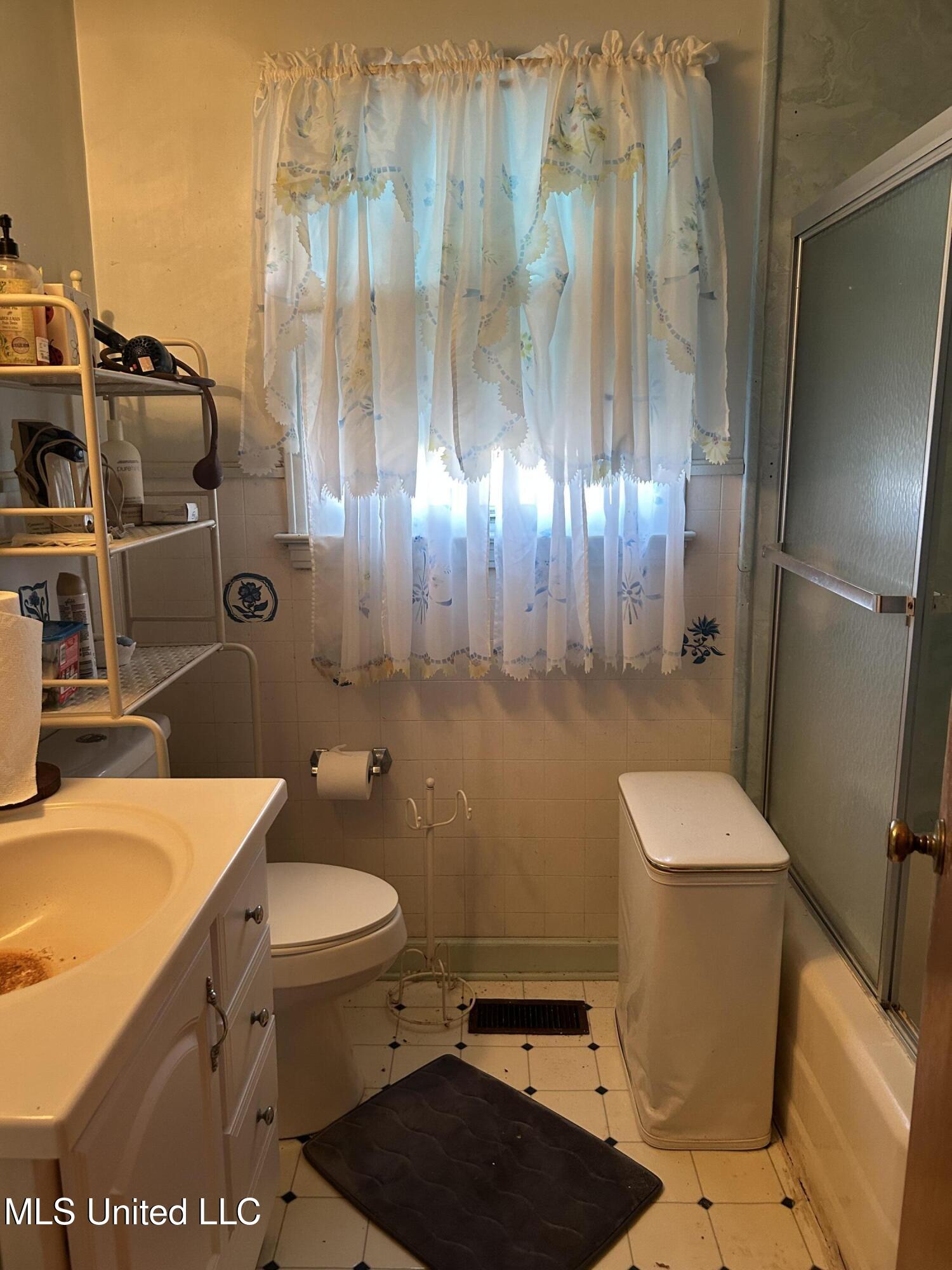 10 Worley Road Drive