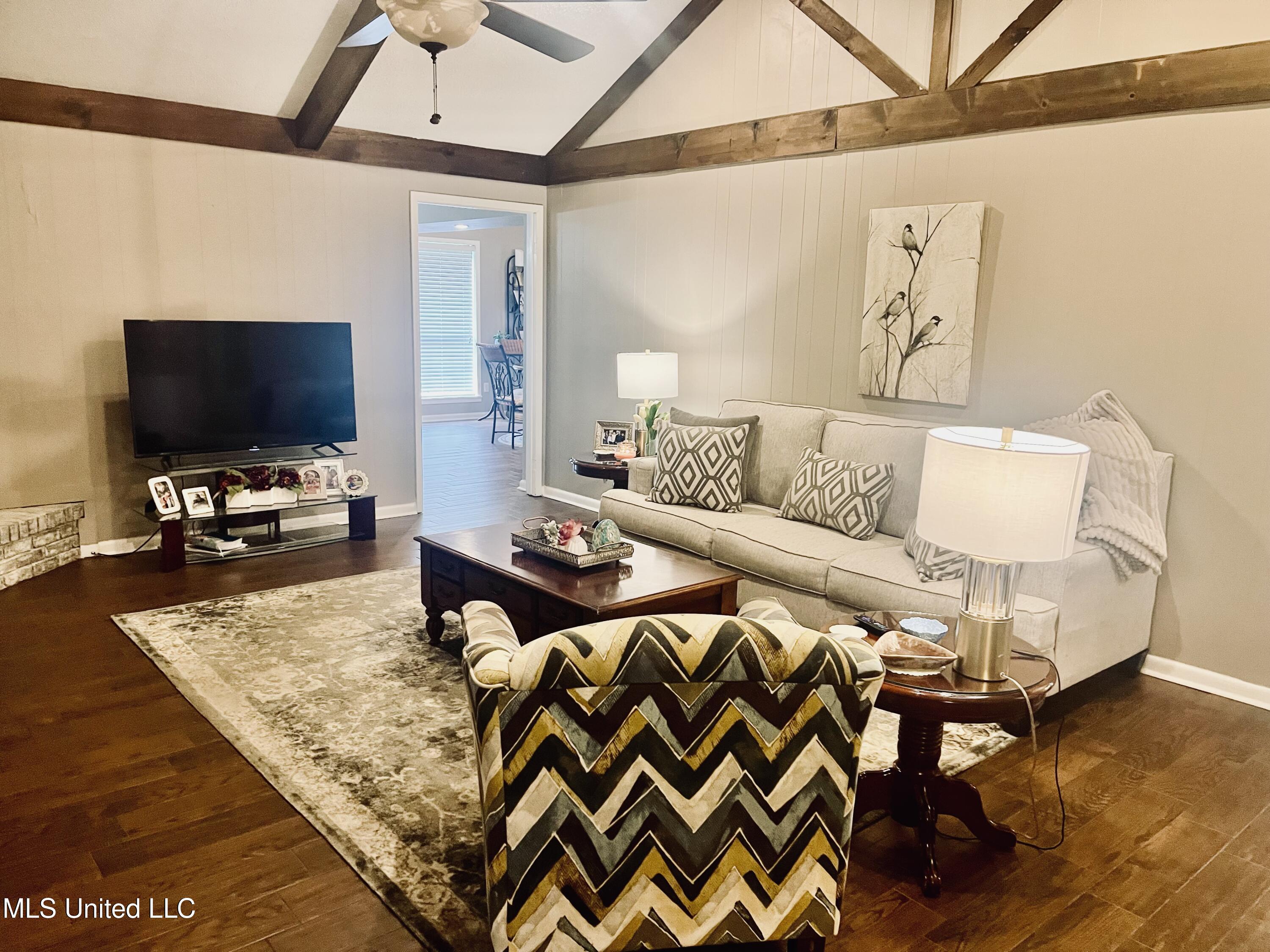 506 Holmes Street Street