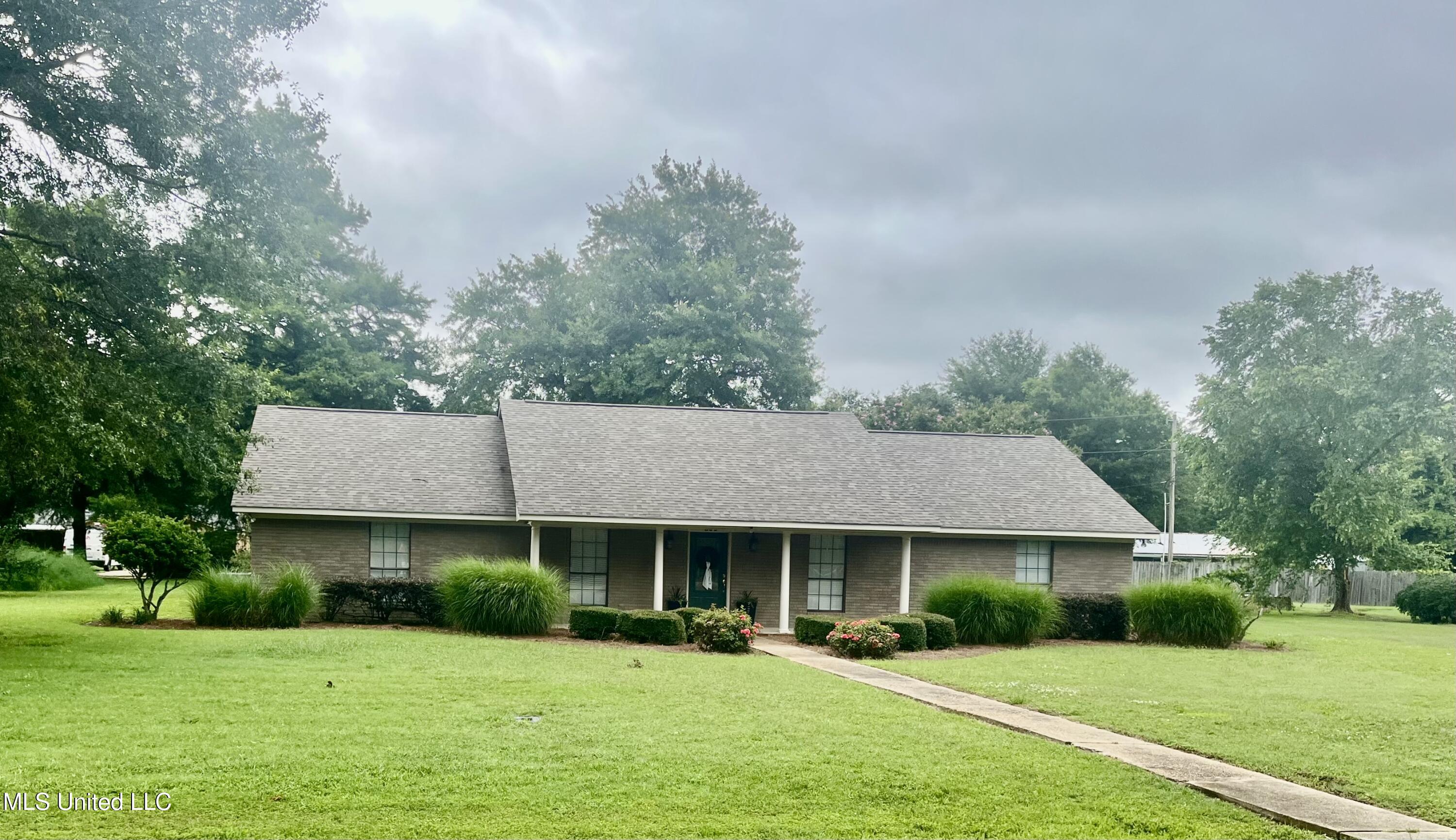 506 Holmes Street Street