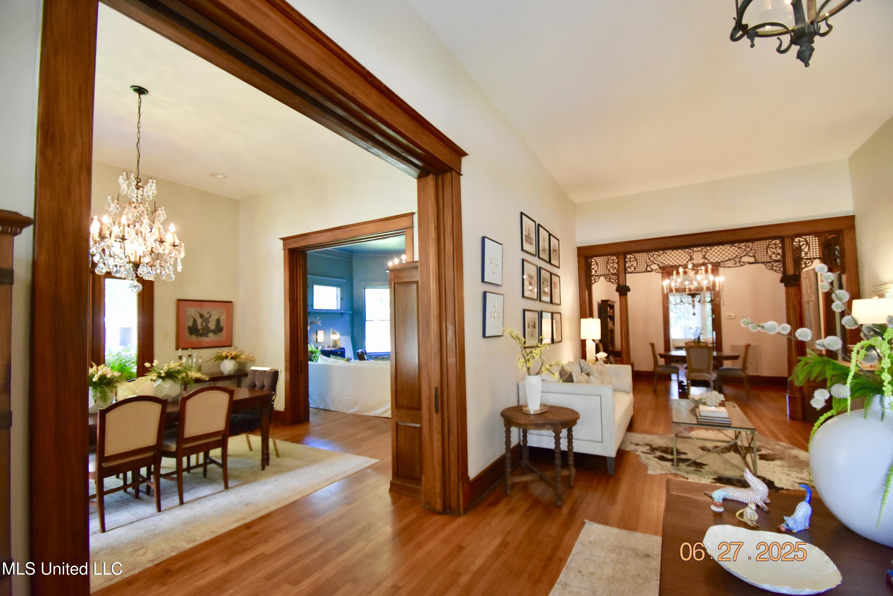 101 E East President