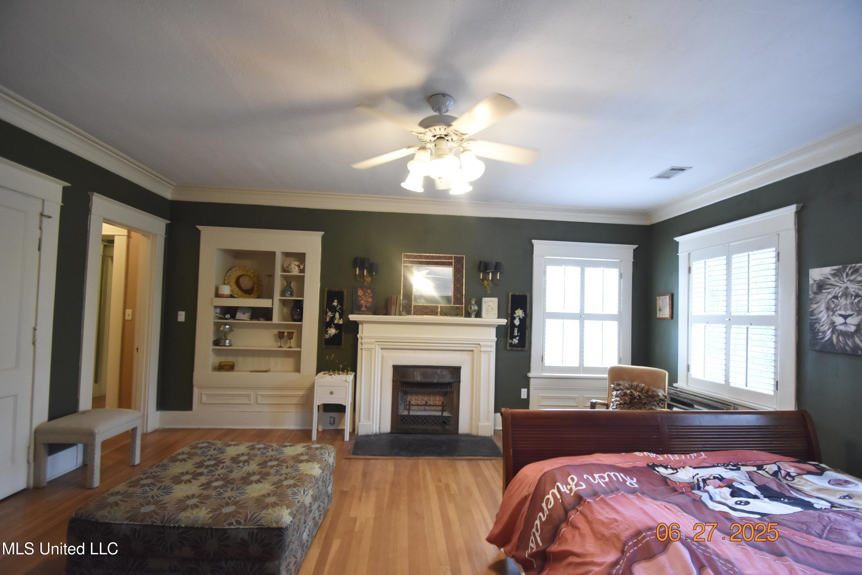 1211 River Road