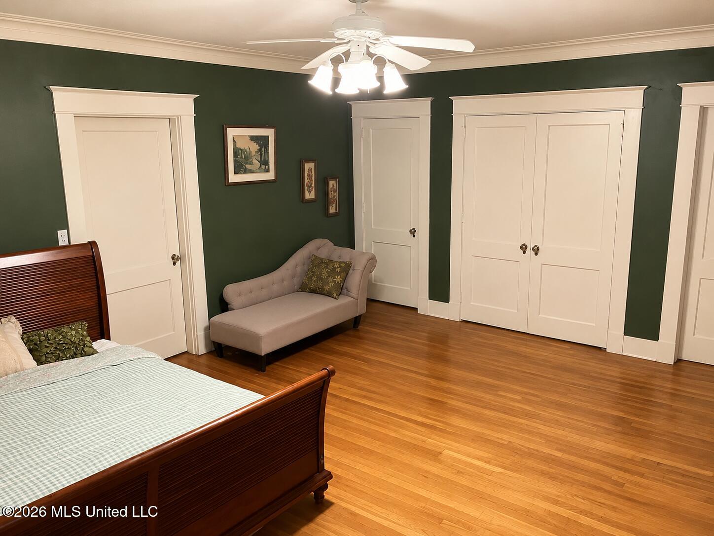 1211 River Road