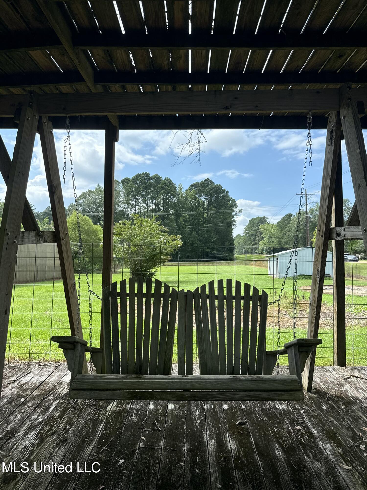 609 N Rutherford Drive