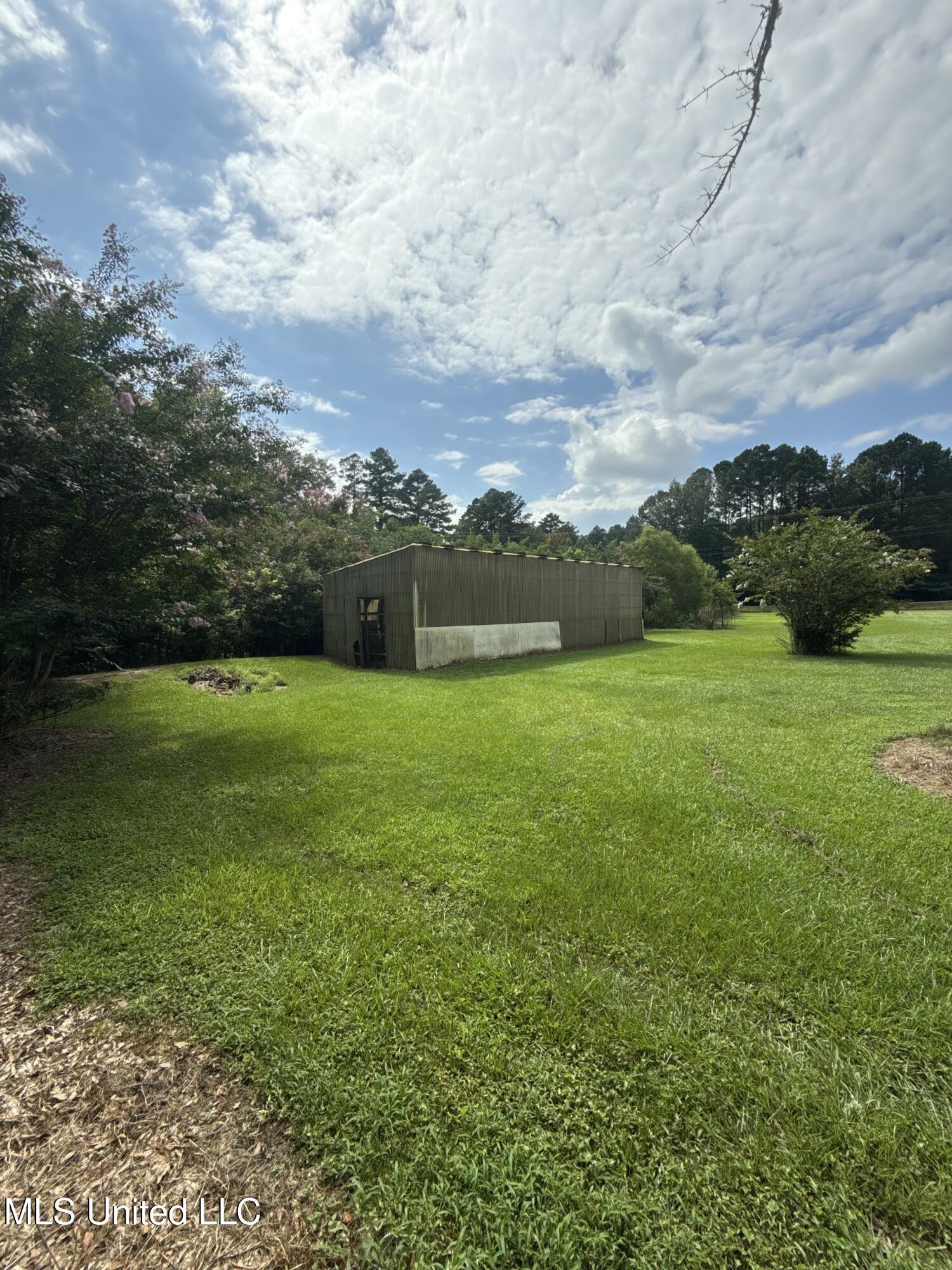 609 N Rutherford Drive