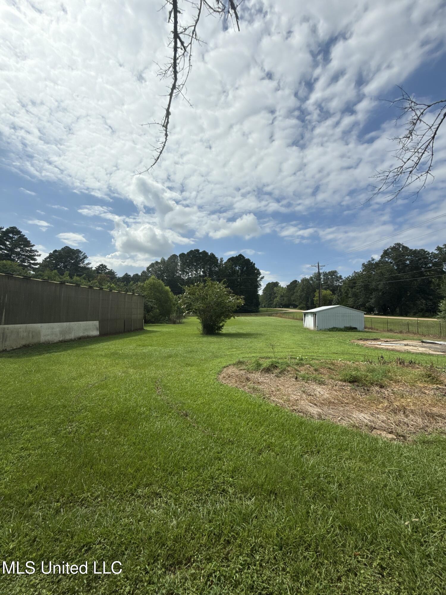 609 N Rutherford Drive