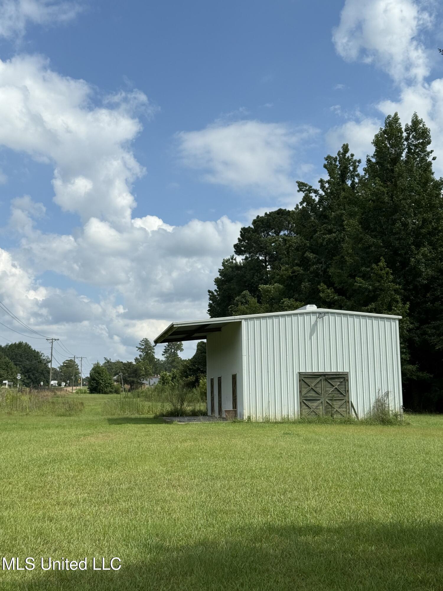 609 N Rutherford Drive