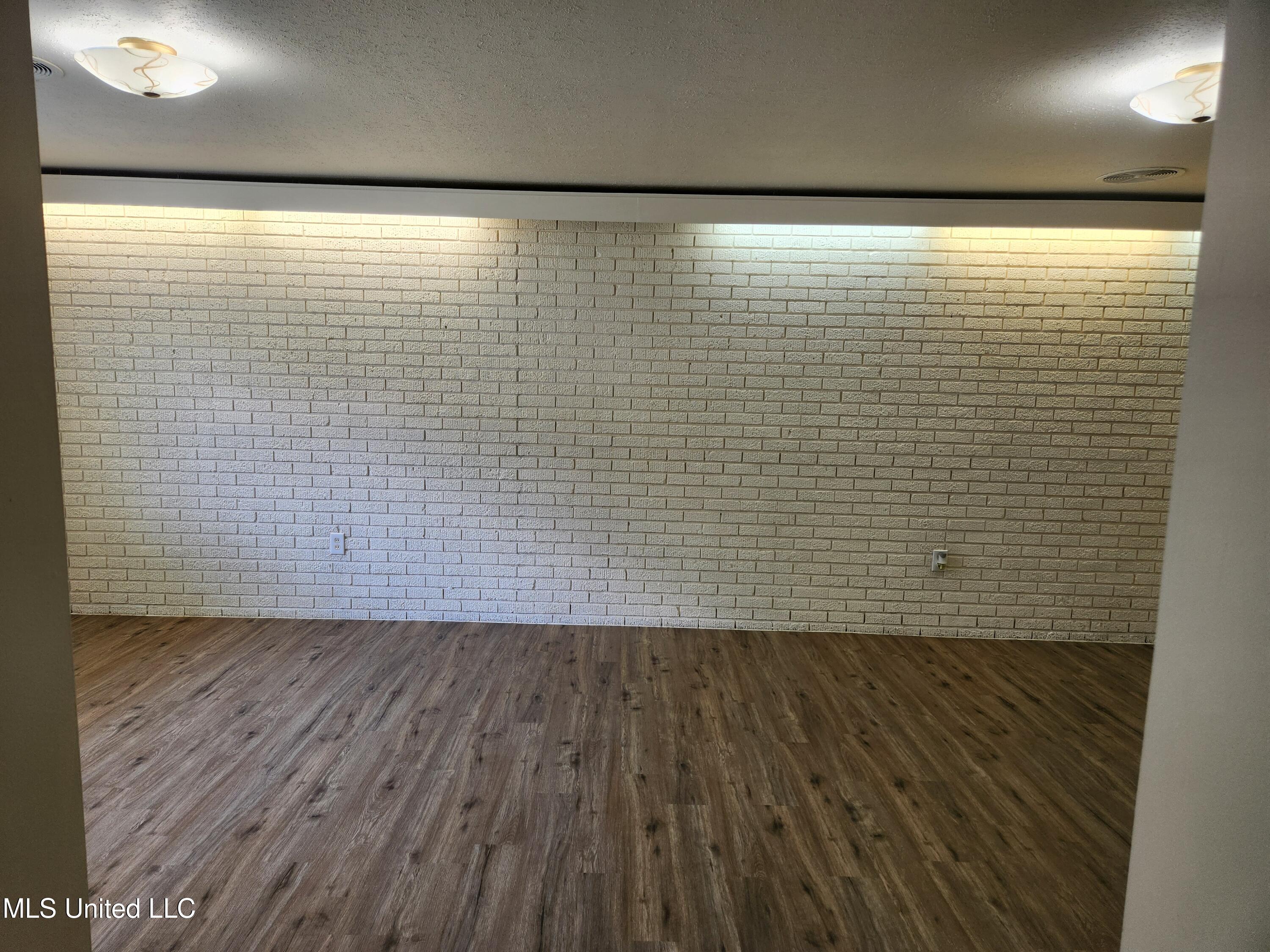 1634 Wilhurst Street