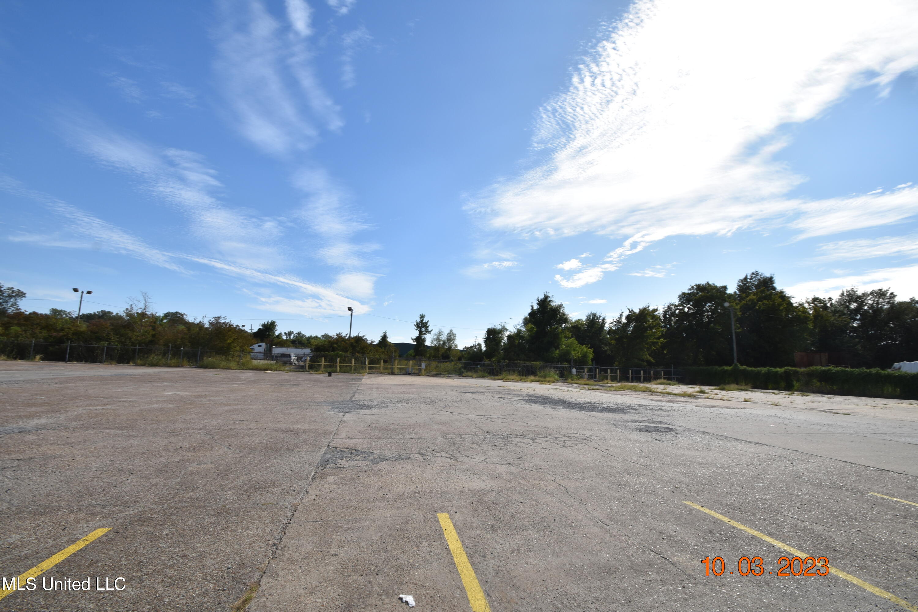 956 N Broadway Street