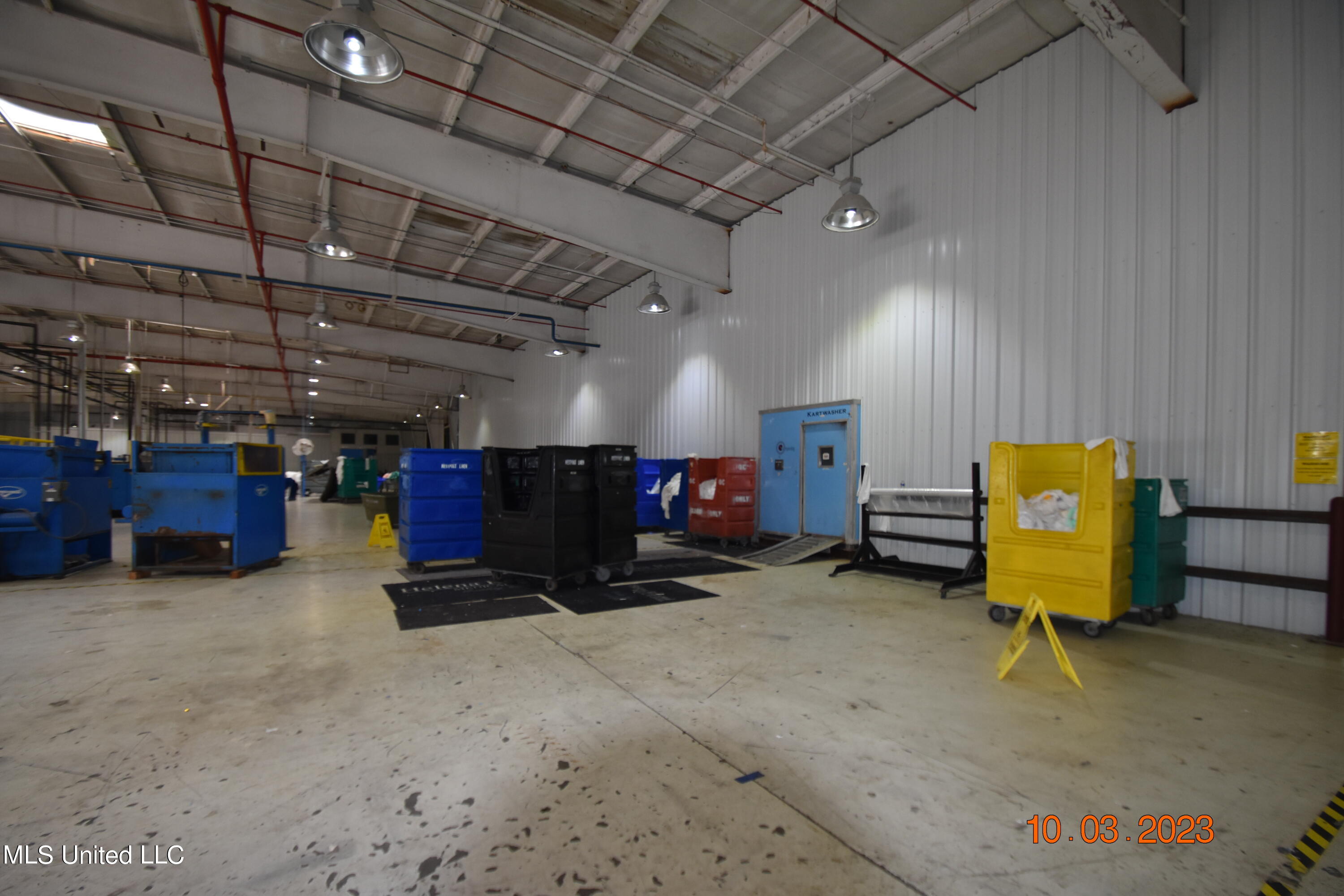 956 N Broadway Street