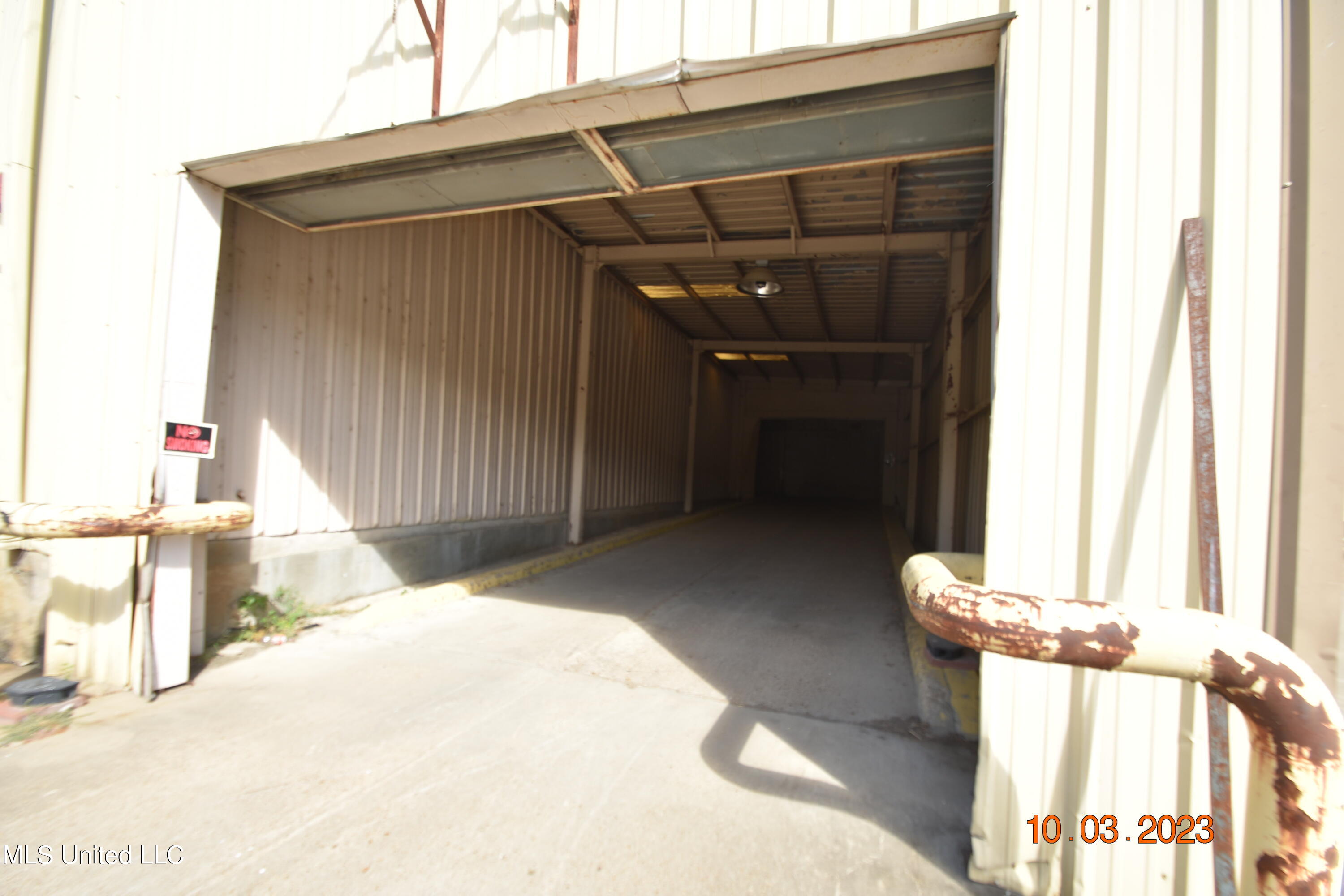 956 N Broadway Street