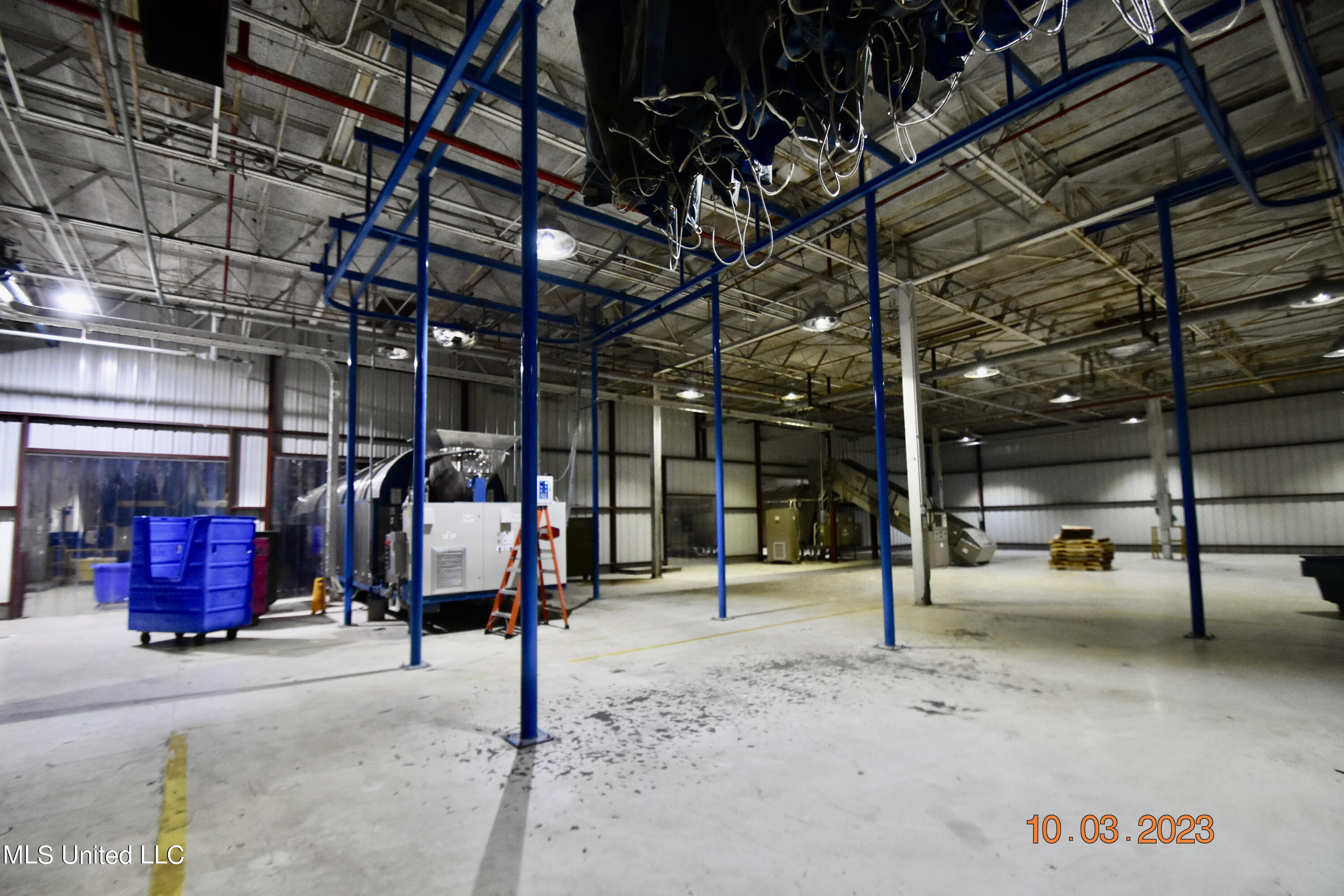 956 N Broadway Street