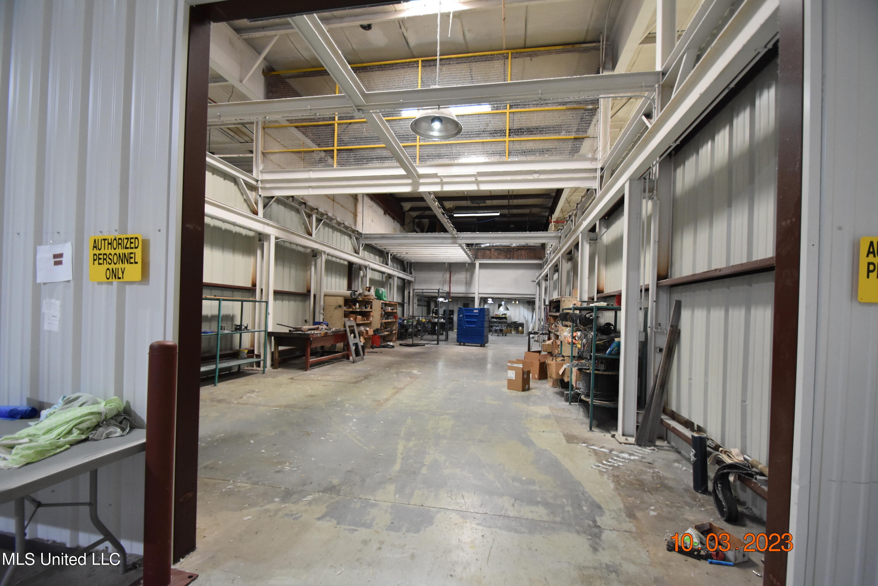 956 N Broadway Street