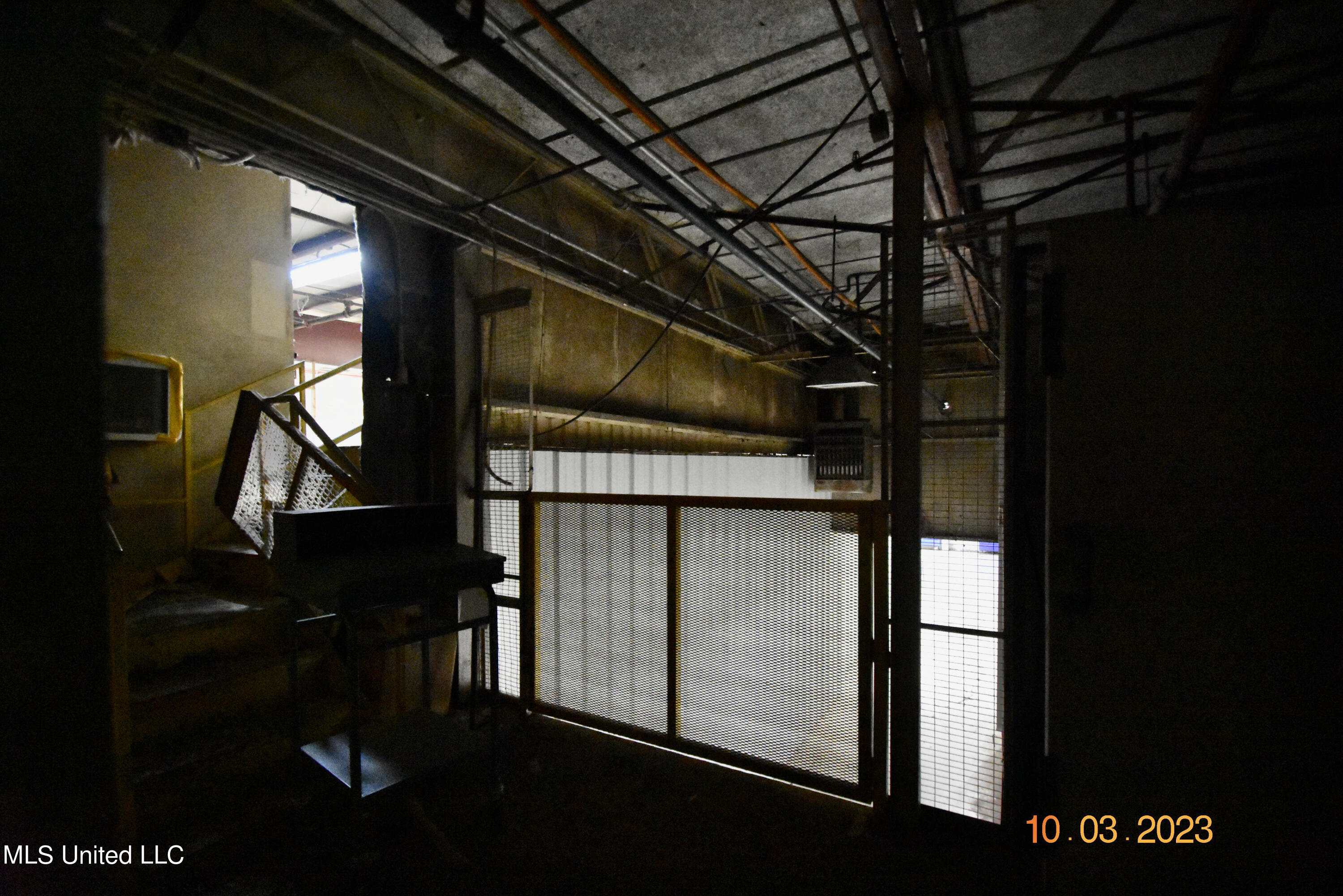 956 N Broadway Street