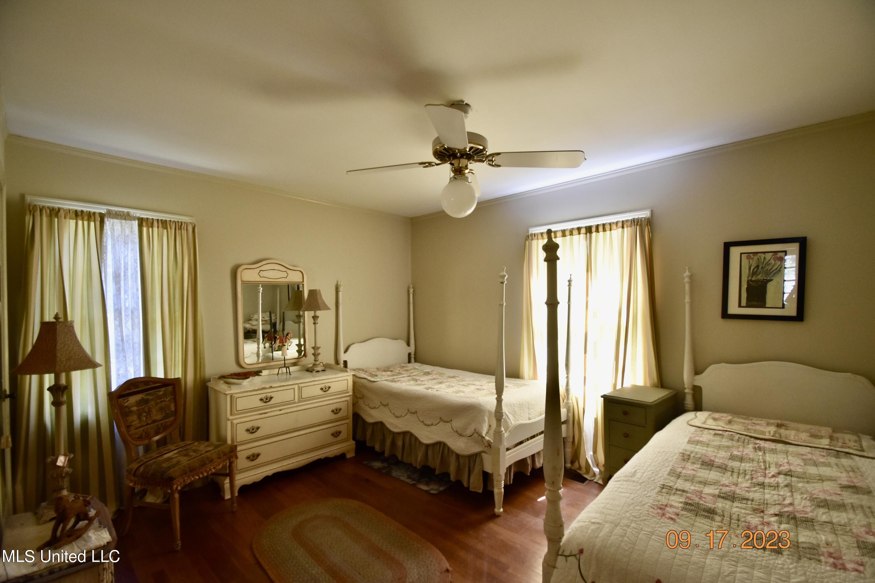 501 Macarthur Avenue