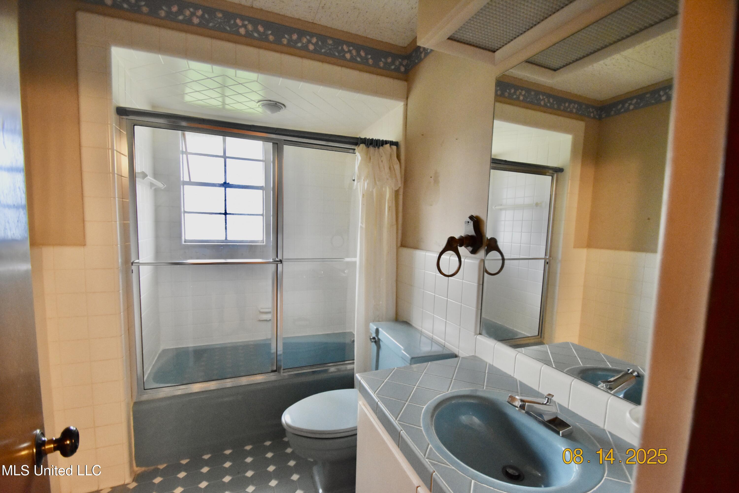 503 East Park Avenue Avenue