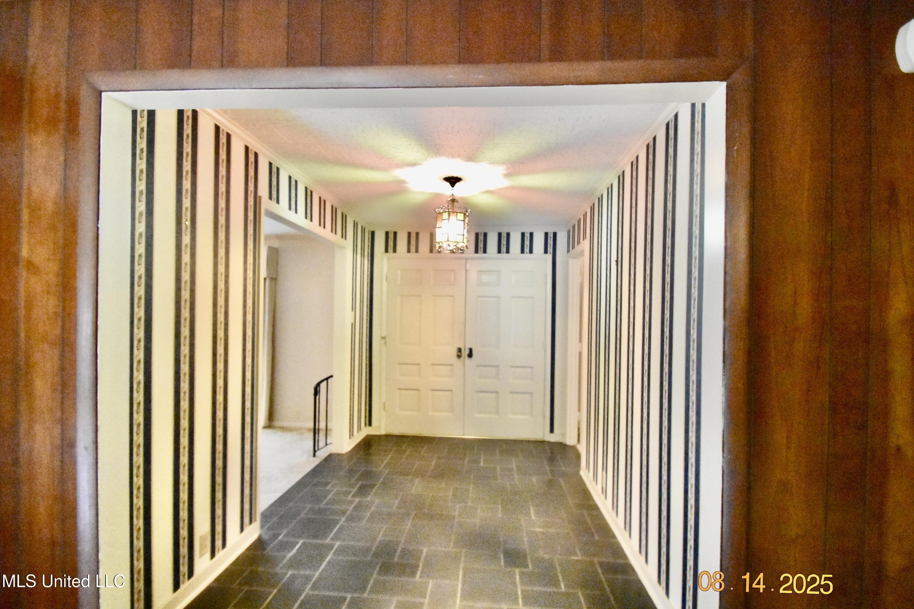 503 East Park Avenue Avenue