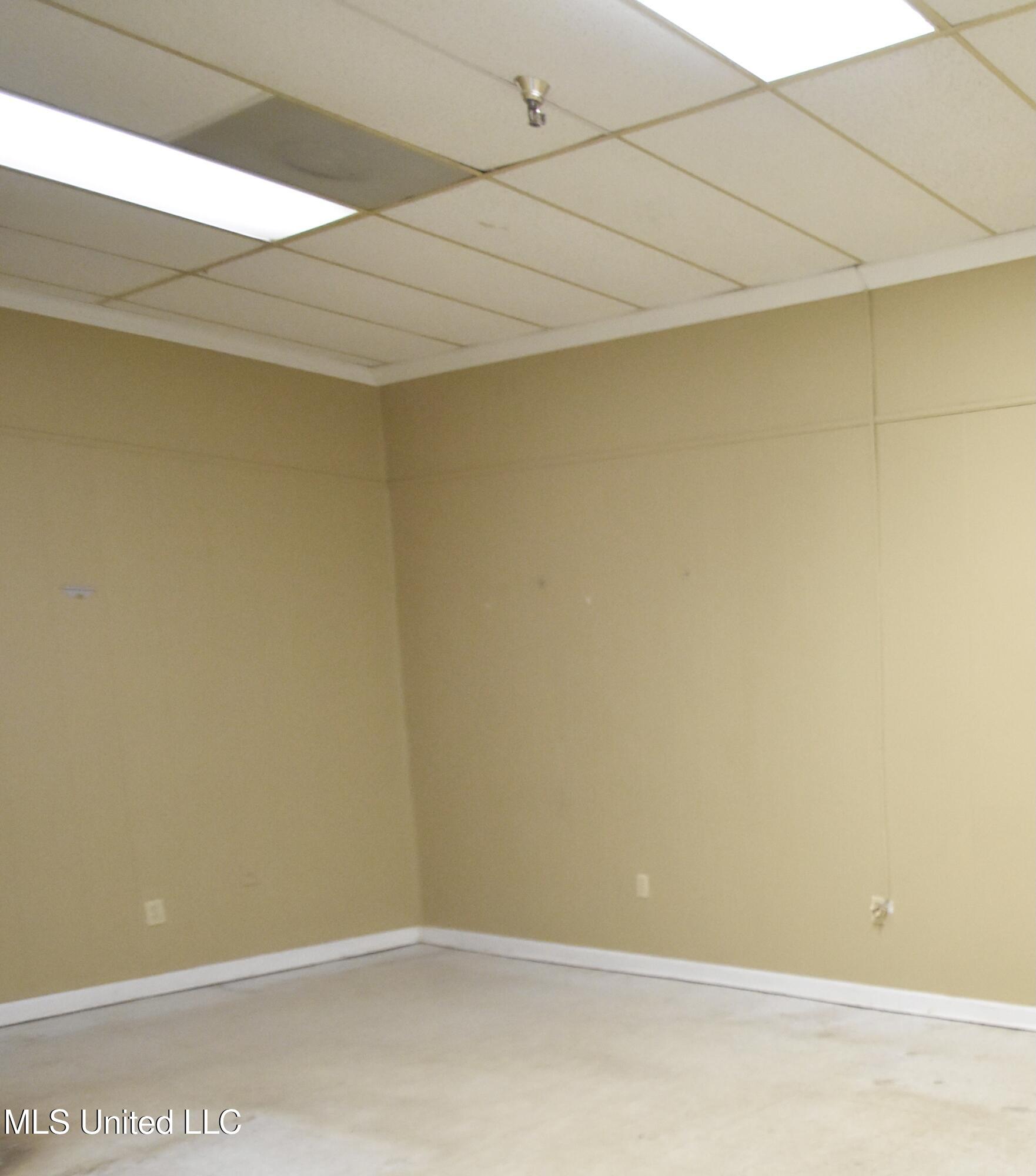 810 E Sunflower Road