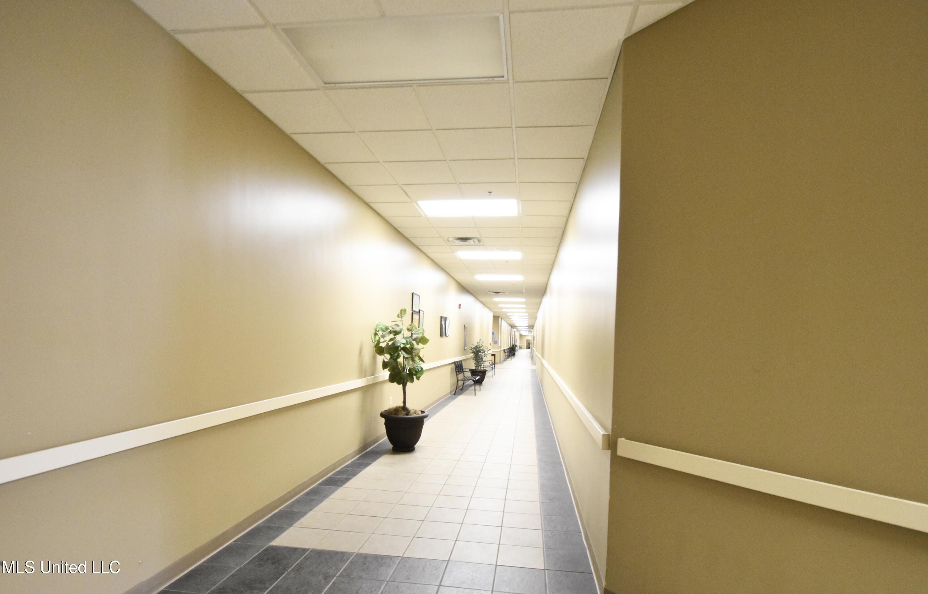 810 E Sunflower Road