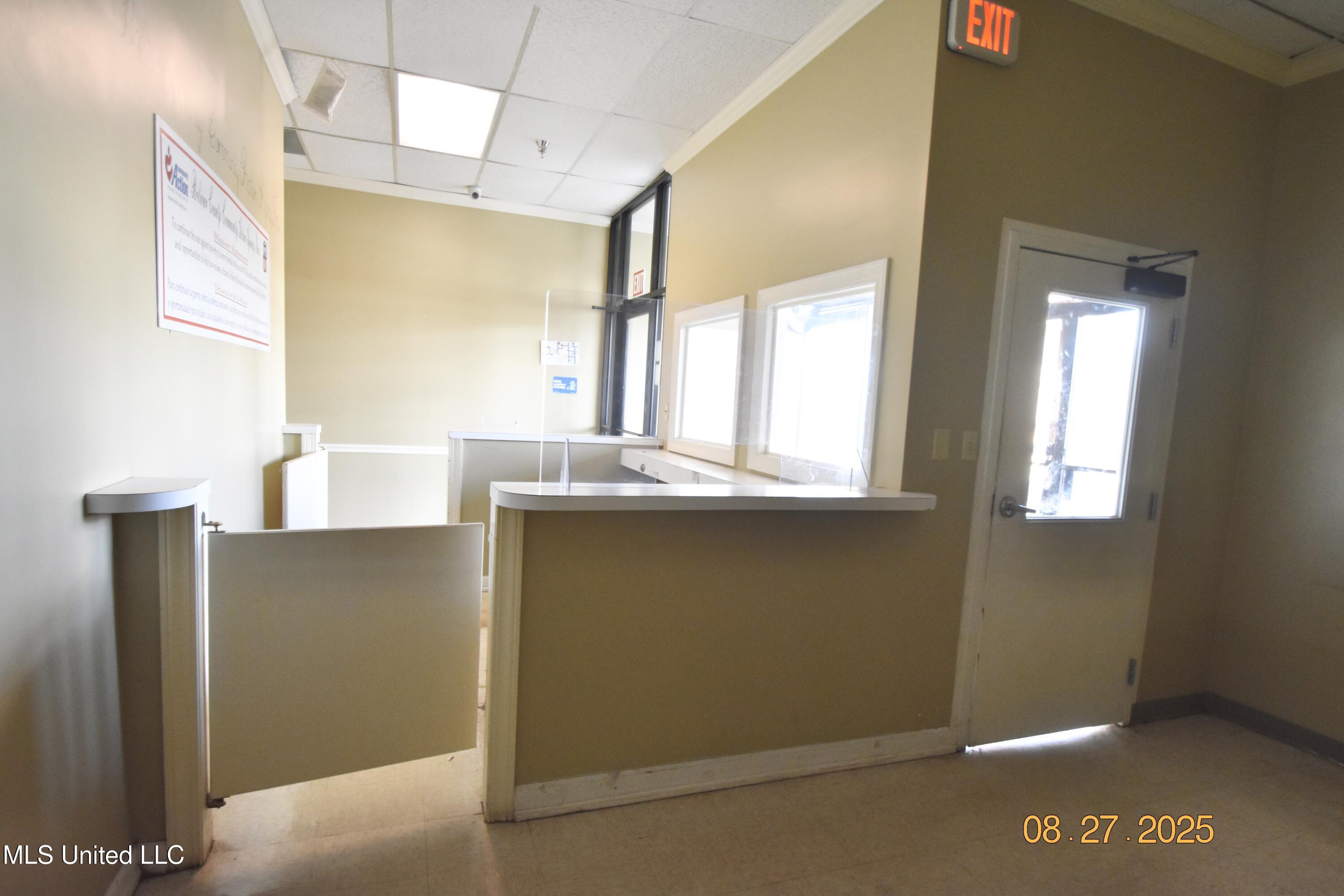 810 E Sunflower Road